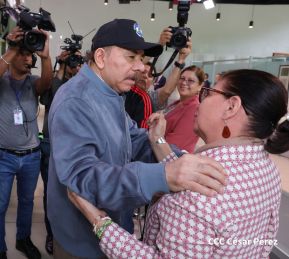 Presidente Comandante Daniel y Compañera Rosario se reúnen con delegación de Alto Nivel de la Federación de Rusia