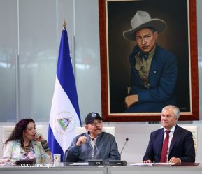 Presidente Comandante Daniel y Compañera Rosario se reúnen con delegación de Alto Nivel de la Federación de Rusia