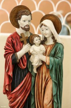 Cardenal Brenes: El demonio es el enemigo de la unidad de las familias