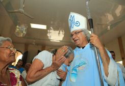 Cardenal Brenes: El demonio es el enemigo de la unidad de las familias