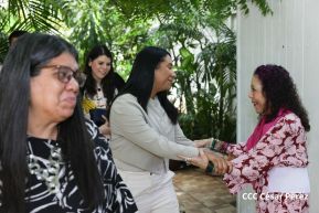 Presidente Daniel y Compañera Rosario en encuentro con el Canciller de Venezuela, Yván Gil