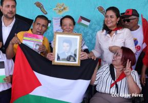 Heroína palestina Leila Khaled de visita en Nicaragua