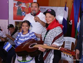 Heroína palestina Leila Khaled de visita en Nicaragua
