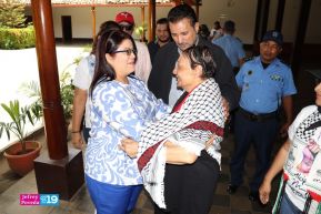 Heroína palestina Leila Khaled de visita en Nicaragua