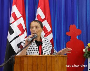 Heroína palestina Leila Khaled de visita en Nicaragua