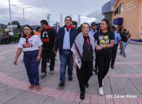 Heroína palestina Leila Khaled de visita en Nicaragua