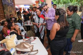 Heroína palestina Leila Khaled de visita en Nicaragua
