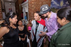 Heroína palestina Leila Khaled de visita en Nicaragua
