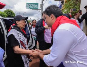 Heroína palestina Leila Khaled de visita en Nicaragua