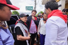 Heroína palestina Leila Khaled de visita en Nicaragua