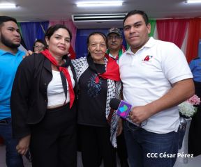Heroína palestina Leila Khaled de visita en Nicaragua