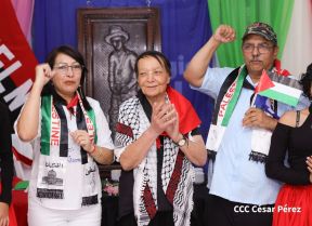 Heroína palestina Leila Khaled de visita en Nicaragua