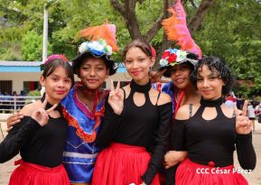 Heroína palestina Leila Khaled de visita en Nicaragua