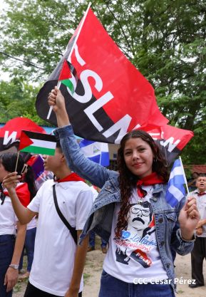 Heroína palestina Leila Khaled de visita en Nicaragua