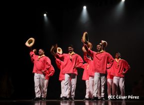 55 años del Ballet Folclórico Nicaragüense del maestro Ronald Abud Vivas