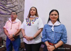 Feligreses acompañan a Santo Domingo de Guzmán rumbo a su morada en Las Sierritas