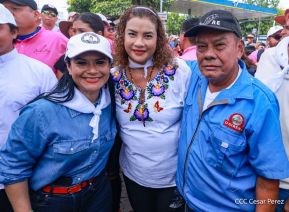 Feligreses acompañan a Santo Domingo de Guzmán rumbo a su morada en Las Sierritas