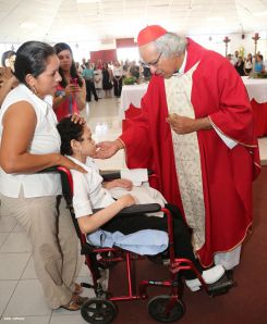 Pueblo católico de Nicaragua celebra Fiesta de Pentecostés