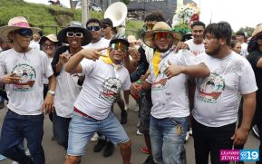 Feligreses acompañan a Santo Domingo de Guzmán rumbo a su morada en Las Sierritas