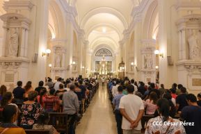 De esta manera leoneses celebran 77 años de la Gritería en honor a la Asunción de María
