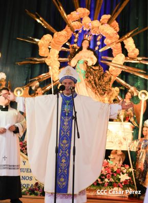 De esta manera leoneses celebran 77 años de la Gritería en honor a la Asunción de María