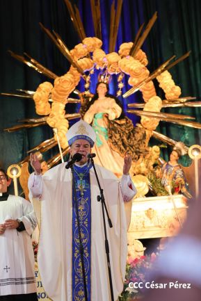 De esta manera leoneses celebran 77 años de la Gritería en honor a la Asunción de María