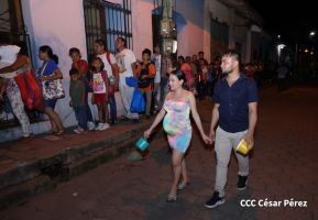 De esta manera leoneses celebran 77 años de la Gritería en honor a la Asunción de María