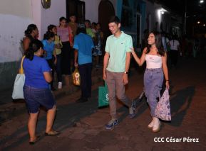 De esta manera leoneses celebran 77 años de la Gritería en honor a la Asunción de María