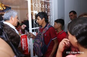 De esta manera leoneses celebran 77 años de la Gritería en honor a la Asunción de María