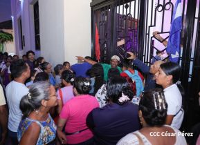 De esta manera leoneses celebran 77 años de la Gritería en honor a la Asunción de María