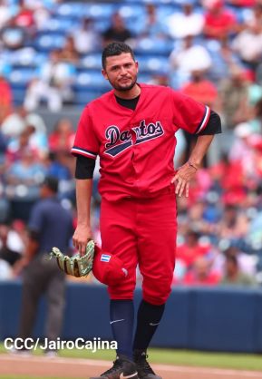 Séptimo juego de la semifinal del Campeonato Germán Pomares entre Los Dantos y Toros de Chontales