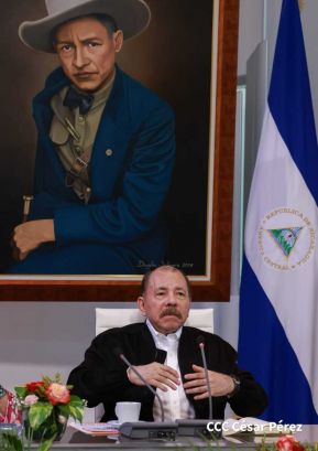 Comandante Daniel y Compañera Rosario en la XI Cumbre Extraordinaria de Jefes de Estado del ALBA-TCP