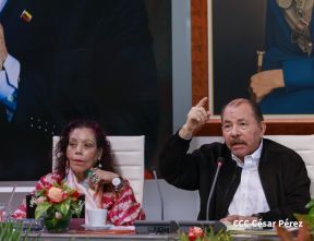 Comandante Daniel y Compañera Rosario en la XI Cumbre Extraordinaria de Jefes de Estado del ALBA-TCP