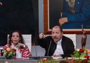 Comandante Daniel y Compañera Rosario en la XI Cumbre Extraordinaria de Jefes de Estado del ALBA-TCP