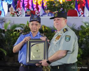 Acto en conmemoración del 45 aniversario de fundación del Ejército de Nicaragua