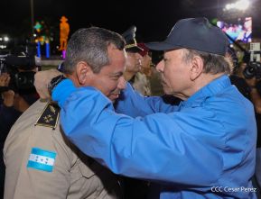 Acto en conmemoración del 45 aniversario de fundación del Ejército de Nicaragua