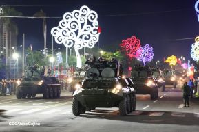 Desfile Pueblo-Ejército en el 45 Aniversario de la Fundación del Ejército de Nicaragua