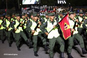 Desfile Pueblo-Ejército en el 45 Aniversario de la Fundación del Ejército de Nicaragua