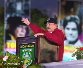 Desfile Pueblo-Ejército en el 45 Aniversario de la Fundación del Ejército de Nicaragua