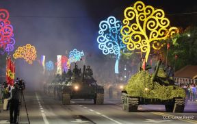 Desfile Pueblo-Ejército en el 45 Aniversario de la Fundación del Ejército de Nicaragua