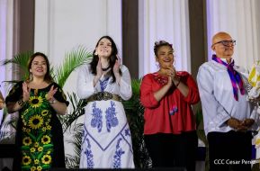 Celebración del Día Nacional del Huipil