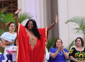 Celebración del Día Nacional del Huipil