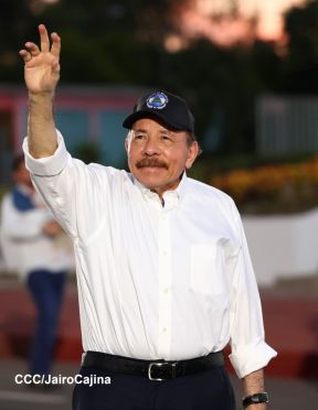 Desfile Escolar 2024 en honor a la gloriosa epopeya de la Batalla de San Jacinto