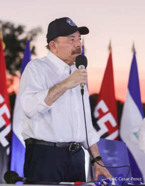 Desfile Escolar 2024 en honor a la gloriosa epopeya de la Batalla de San Jacinto