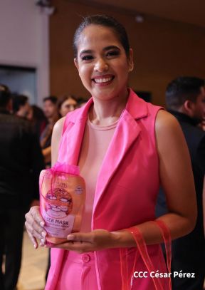 Nicole Hodgson es Reina Nicaragua, Embajadora de Amor a Nicaragua 2024