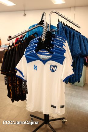 Inauguración del Estadio de Béisbol Rigoberto López Pérez en León