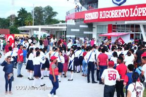 Inauguración del Estadio de Béisbol Rigoberto López Pérez en León