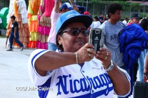 Inauguración del Estadio de Béisbol Rigoberto López Pérez en León