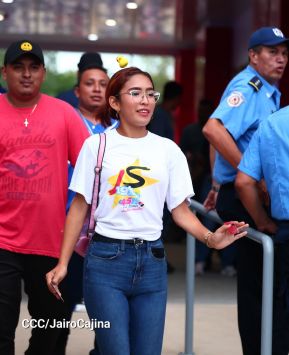 Inauguración del Estadio de Béisbol Rigoberto López Pérez en León