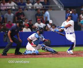 Inauguración del Estadio de Béisbol Rigoberto López Pérez en León